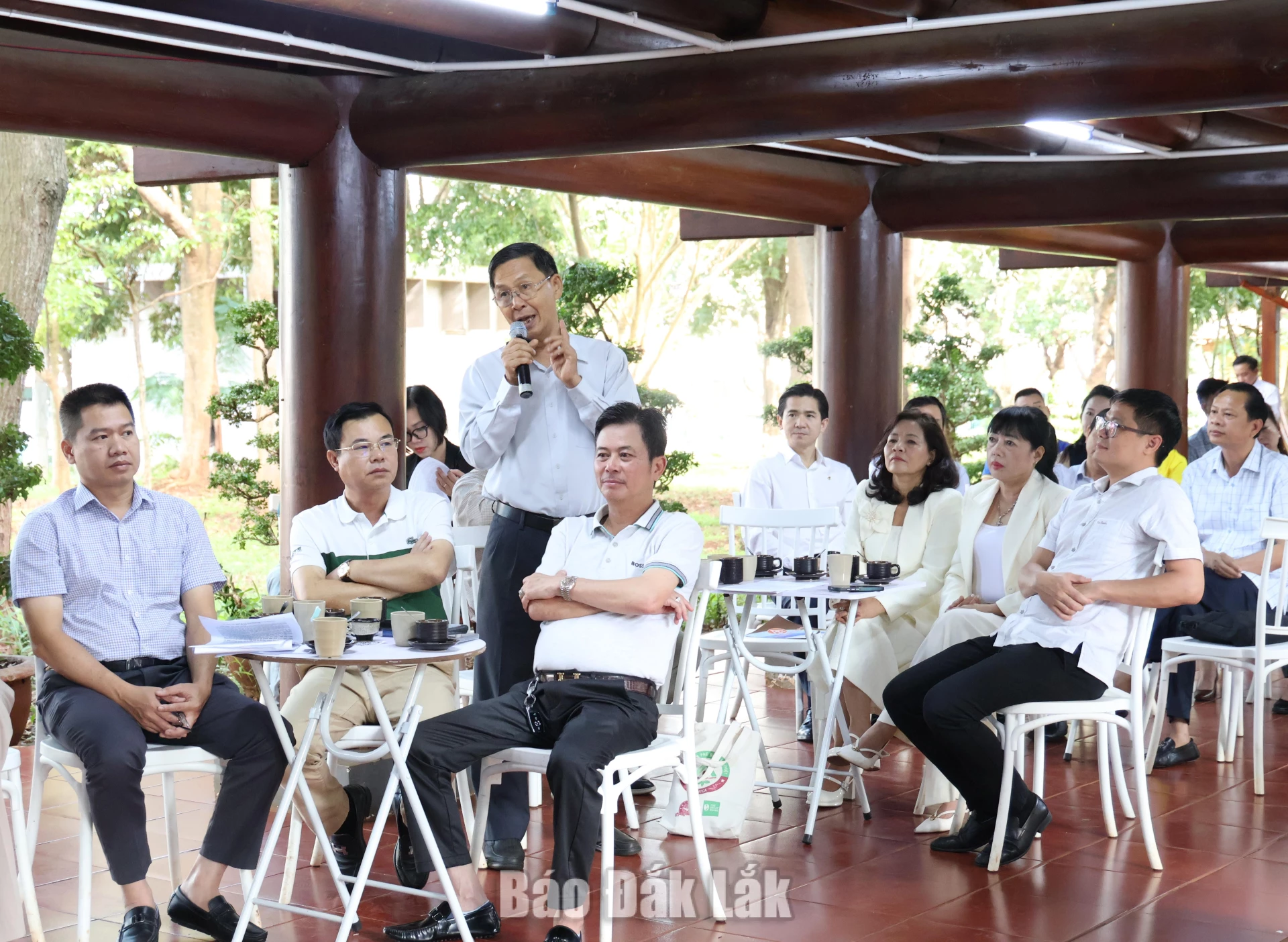 chuong trinh ca phe doanh nhan.webp